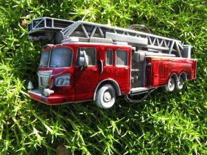 FIRE ENGINE FIRE FIGHTER BELT BUCKLE