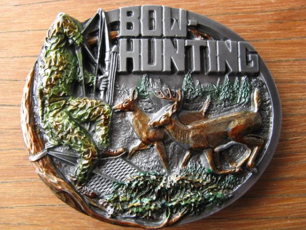 BOW HUNTING BELT BUCKLE