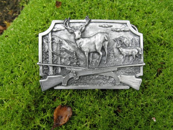 STAG AND CROSSED RIFLES ANTIQUE SILVER BELT BUCKLE