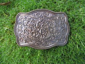 WESTERN FLORAL ROPE EDGE ANTIQUE GOLD PLATED BELT BUCKLE