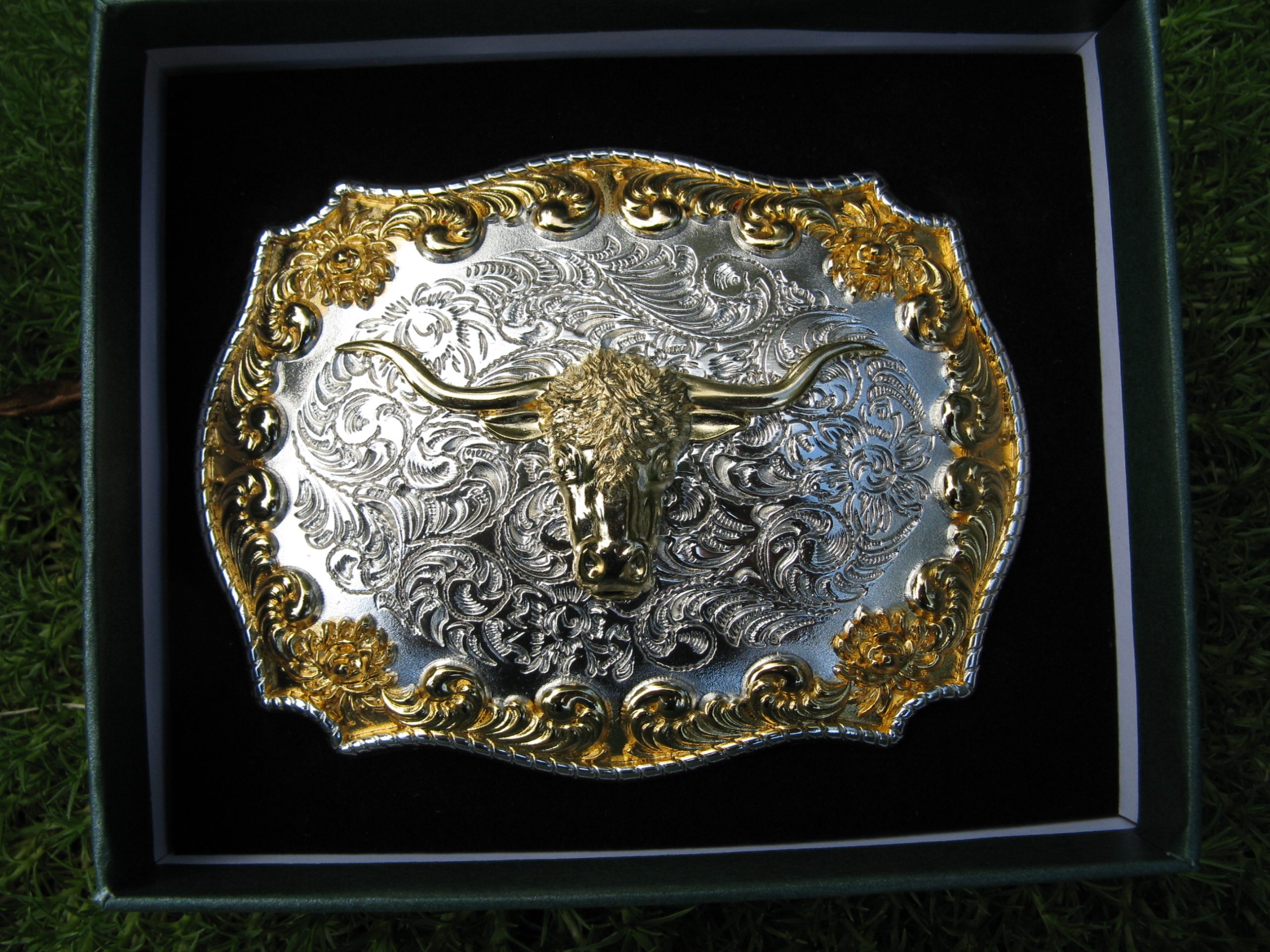 LONGHORN ROPE EDGE SILVER and GOLD PLATED BELT BUCKLE