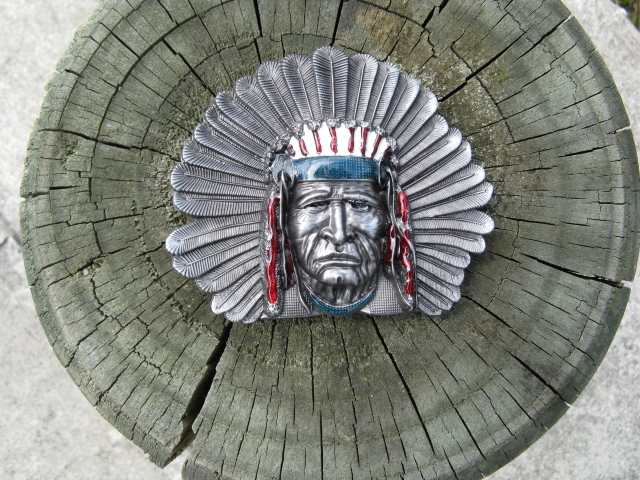CHIEF SITTING BULL COLOURED BELT BUCKLE