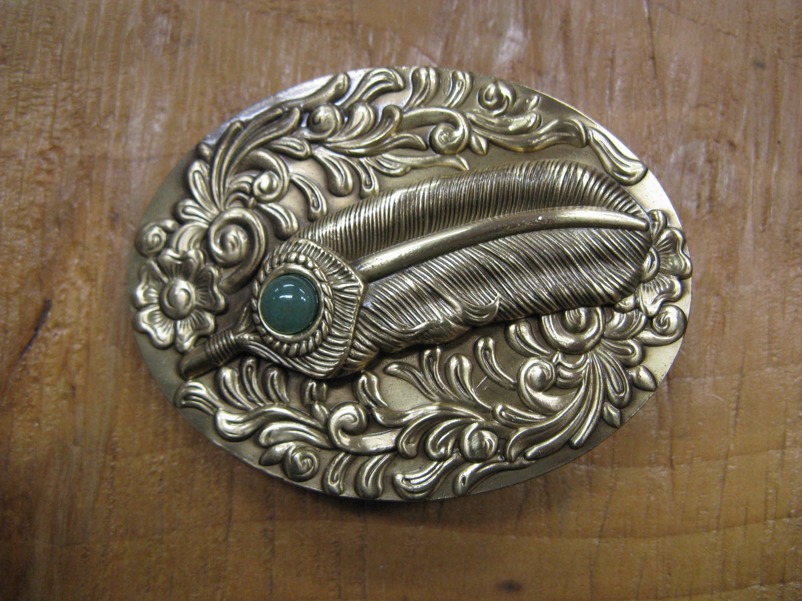 FLORAL INDIAN FEATHER WITH GREENSTONE SOLID BRASS BELT BUCKLE