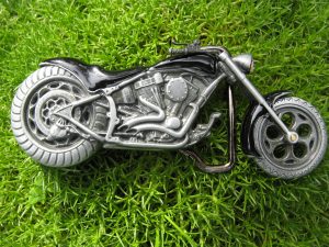 LOW RIDER V TWIN MOTORBIKE BLACK SILVER BELT BUCKLE
