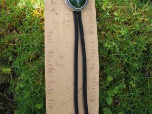 SILVER PLATED SOUTH AFRICAN GREENSTONE OVAL BOLO TIE