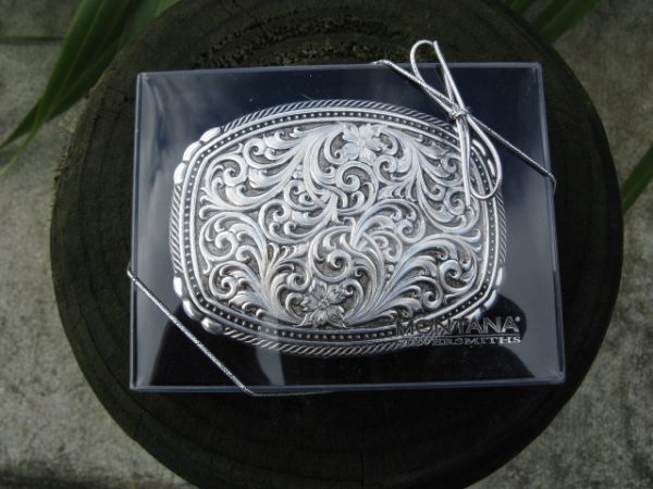 ANTIQUED PINPOINTS AND TWISTED ROPE TRIM BELT BUCKLE